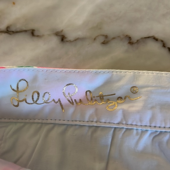 Lilly Pulitzer 5” inch buttercup short. - Picture 4 of 5